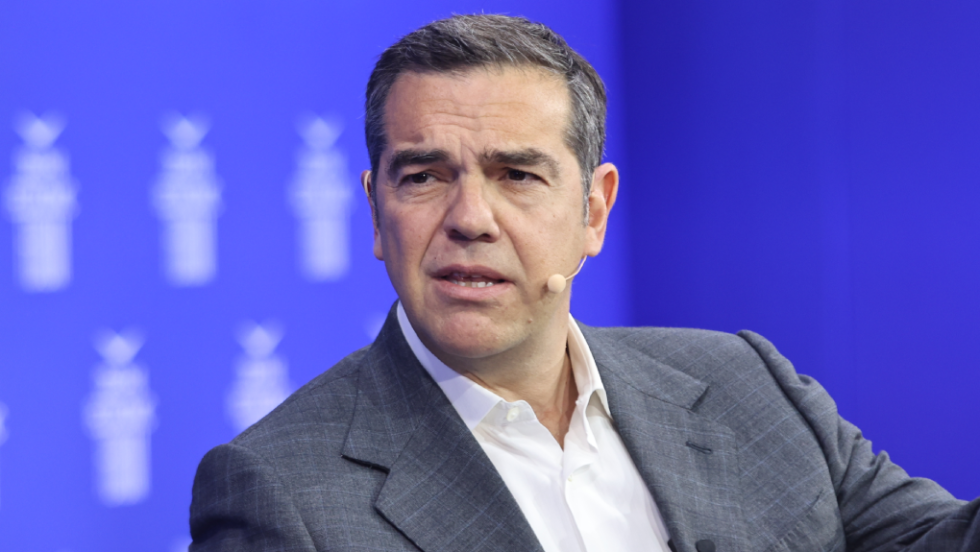 Τσίπρας από Δελφούς: Σε μια κανονική χώρα ο Κ. Μητσοτάκης θα είχε παραιτηθεί μετά την ομιλία Κοβέσι